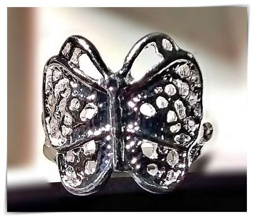 Pretty Sterling Silver Filled Ring