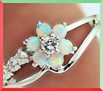 Silver filled Ring with gorgeous fire opal simulant stones Size 9
