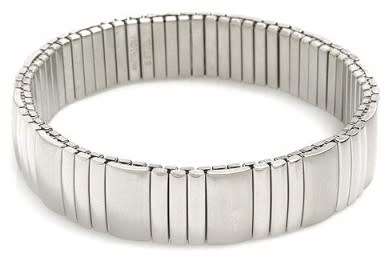 Beautiful bracelet crafted in stainless steel