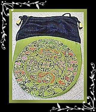 Mini-bag round light green  - can be used as a cellphone purse or crossbody bag