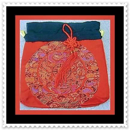 Mini-bag square red  - can be used as a cellphone purse or crossbody bag