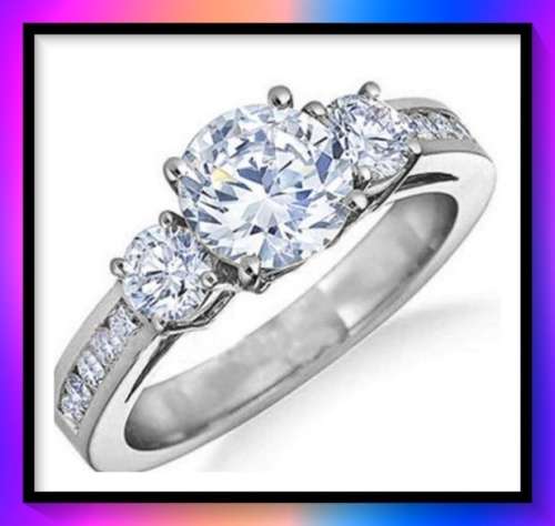 Beautifull filled cubic zirconia ring Size: 8