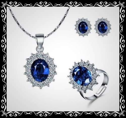 Very cute princess design necklace, earrings and ring set