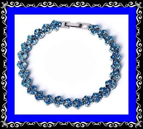 Luxurious Silver plated zirconia bracelet