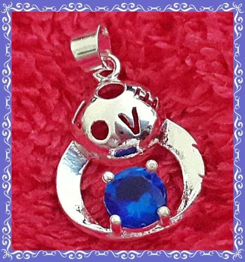 Gorgeous Silver plated zirconia pendants