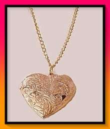 Fashionable and Stylish Heart Design Photo Locket
