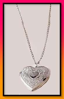 Fashionable Silvertone  Heart Design Photo Locket