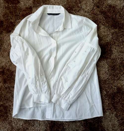 Ladies shirt by Zahra
