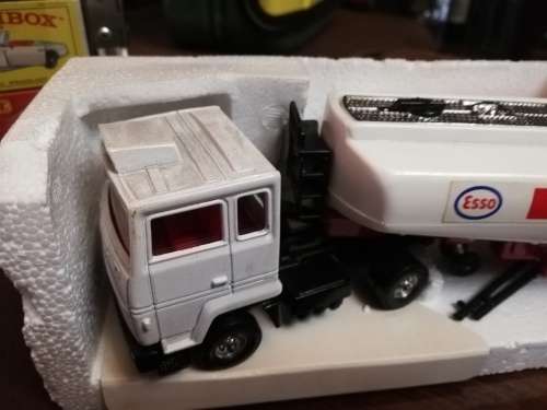 Corgi Toys Major Ford Truck and Tanker