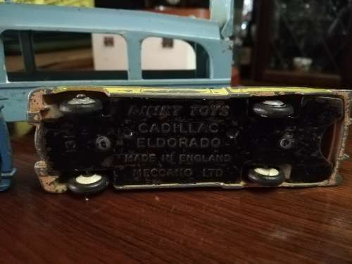 Dinky Toys Bedford car transporter plus 2 cars