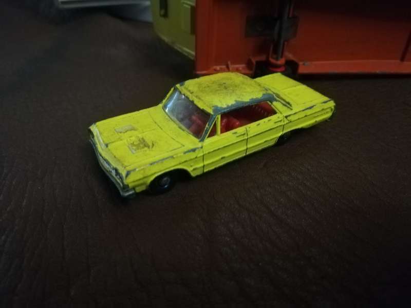 Matchbox Car Transporter with 5 cars