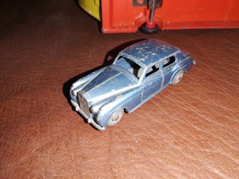 Matchbox Car Transporter with 5 cars