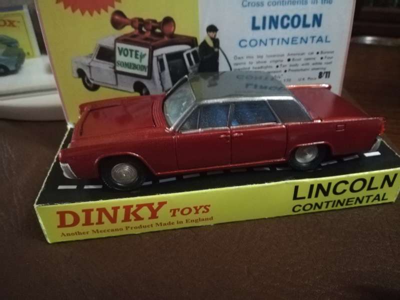 Dinky Toys Lincoln Continental Combo
