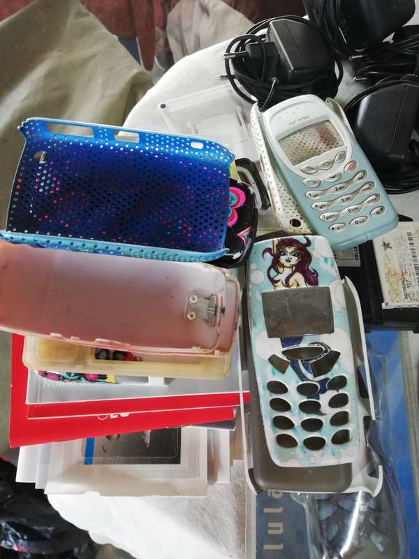 Vintage Cellphone Joblot
