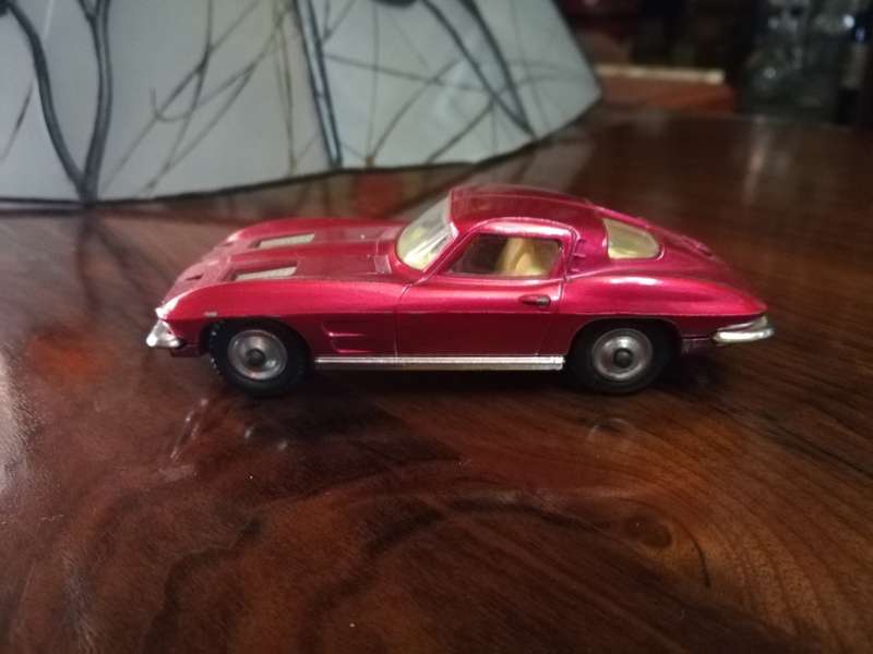 Corgi Toys Chevrolet Corvette Stingray