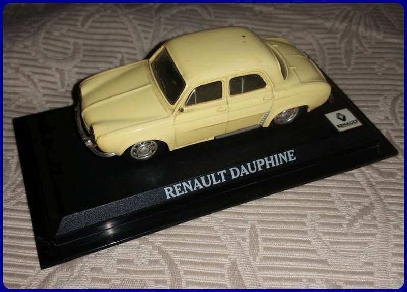 1960 RENAULT DAUPHINE - 1/43 SCALE - DEL PRADO