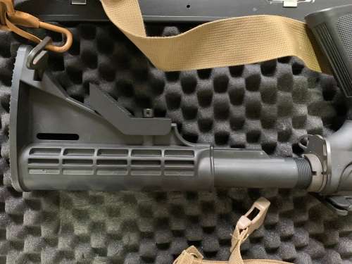 UMAREX SELF-DEFENSE / TRAINING FULL AUTO AR15 ASSUALT RIFLE MARKER T4E TM4 RIS 2.7KG + EXTRA`S