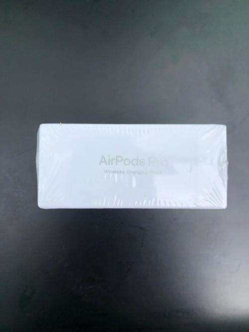 Apple Air Pods Pro (New and Sealed)