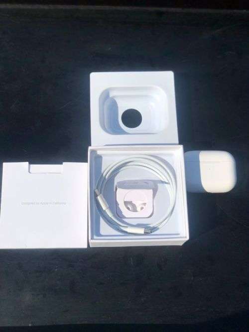 Apple Air Pods Pro (New and unsealed)