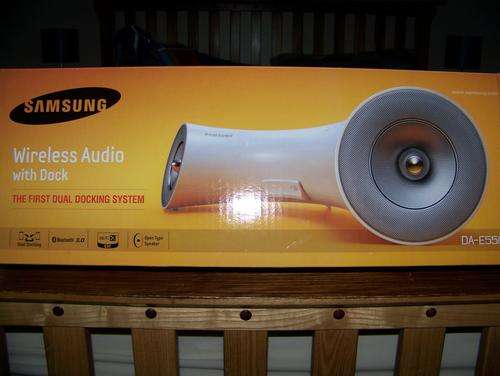 Samsung Wireless Audio Duel Docking Station