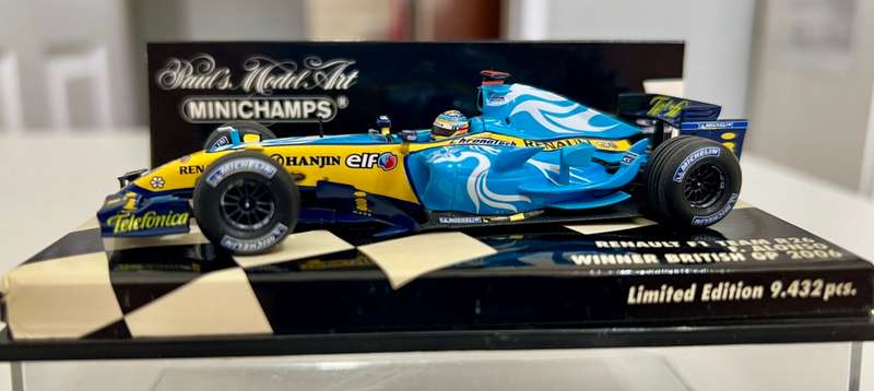 Minichamps 1:43 Renault R26 Fernando Alonso British GP winner 2006 Diecast