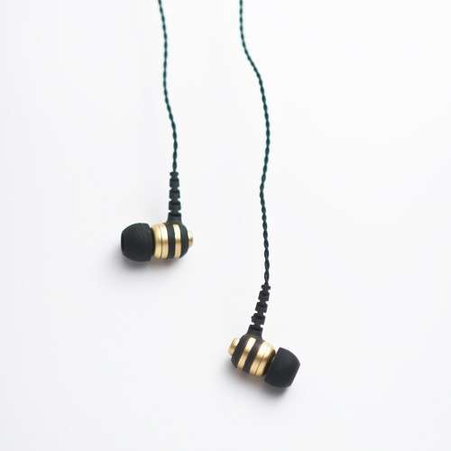 Fischer Audio Golden Wasp In-Ear Headphone with In-Line Multifunction Remote and Microphone
