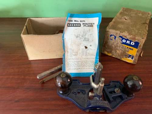 Record 071 Router plane in original box