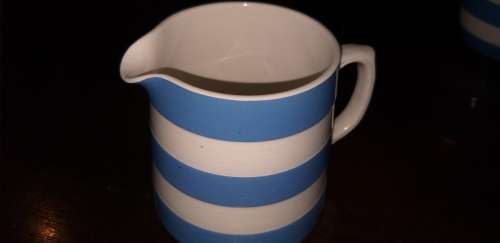 Lovely  Blue and White TG Green  Cornishware jug