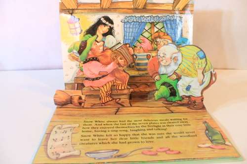 Snow White pop-up Picture story book