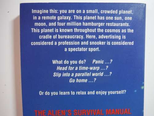 The Alien`s Survival Manual - Paperback - Serena Gray