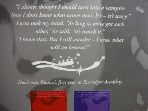 Hourglass - Paperback - Claudia Gray