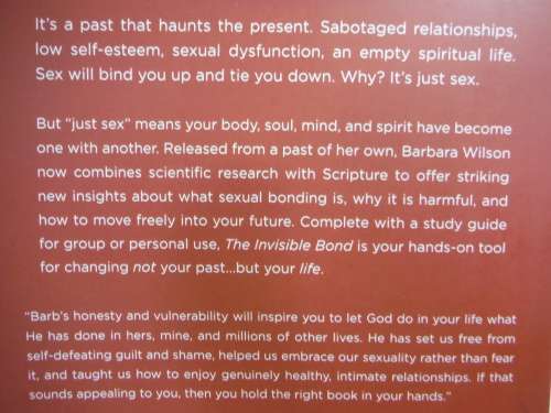 The Invisible Bond - Paperback - Barbara Wilson