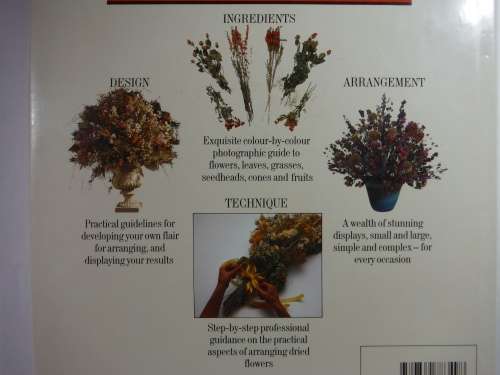 The Complete Book of Dried Flowers - Hardcover - Malcolm Hillier