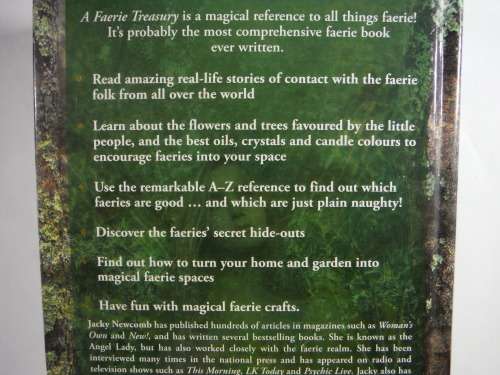 A Faerie Treasury - Hardcover - Jacky Newcomb