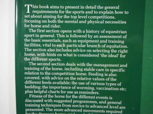 Competitive Riding - Hardcover - Jane Holderness-Roddam