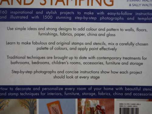 The Illustrated Step-by-Step Guide to Stencilling and Stamping - Lucinda Ganderton