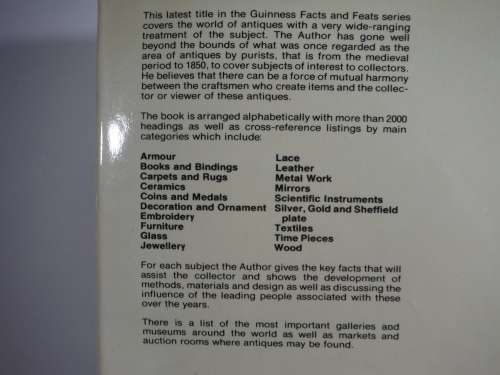 The Guinness Book of Antiques - John FitzMaurice Mills