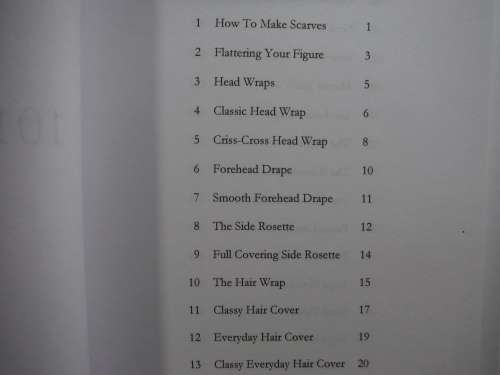 101 Ways to Tie a Scarf - Paperback - S. Denise Hoyle