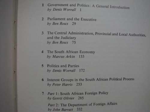 South Africa : Government and Politics - Hardcover - Denis Worrall - 1977 Edition