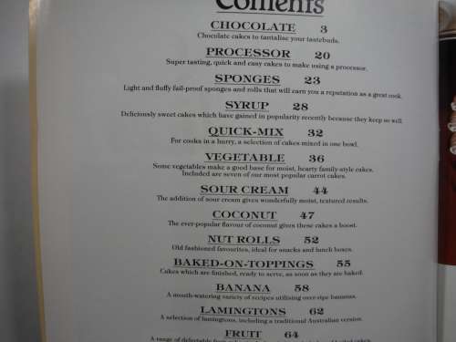 Cakes and Slices Cookbook - The Australian Woman`s Weekly