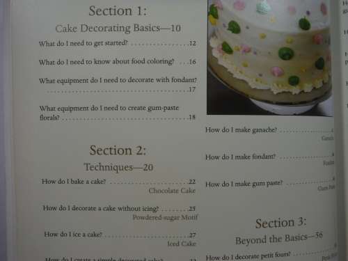 Cake Decorating for the First Time - Softcover - Jaynie Maxfield