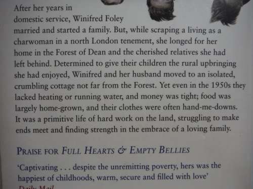 Shiny Pennies & Grubby Pinafores - Paperback - Winifred Foley