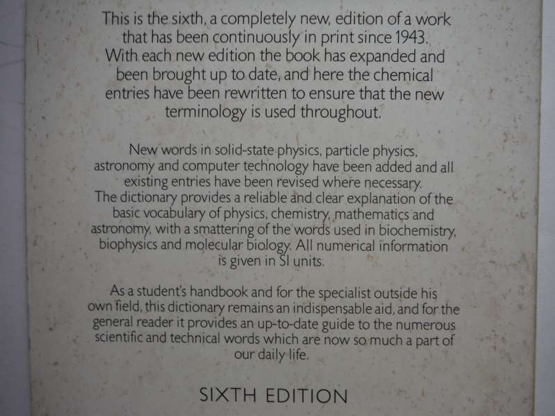 The Penguin Dictionary of Science - Paperback - E.B. Uvarov