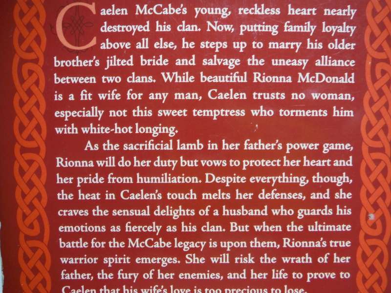 Never Love a Highlander - Paperback - Maya Banks