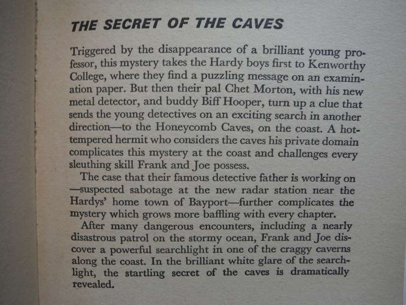 The Hardy Boys : The Secret of the Caves - Hardcover - Franklin W. Dixon - 1972