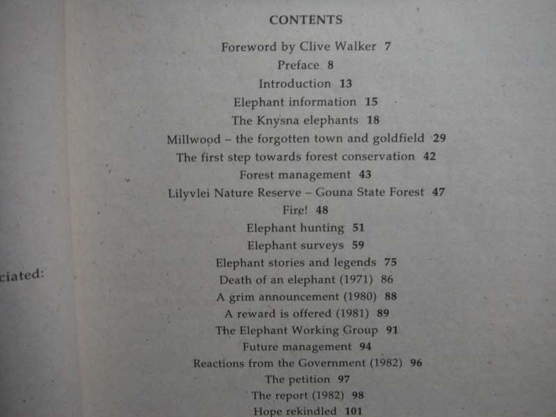 The Knysna Elephants and their Forest Home - Paperback - Margo Mackay
