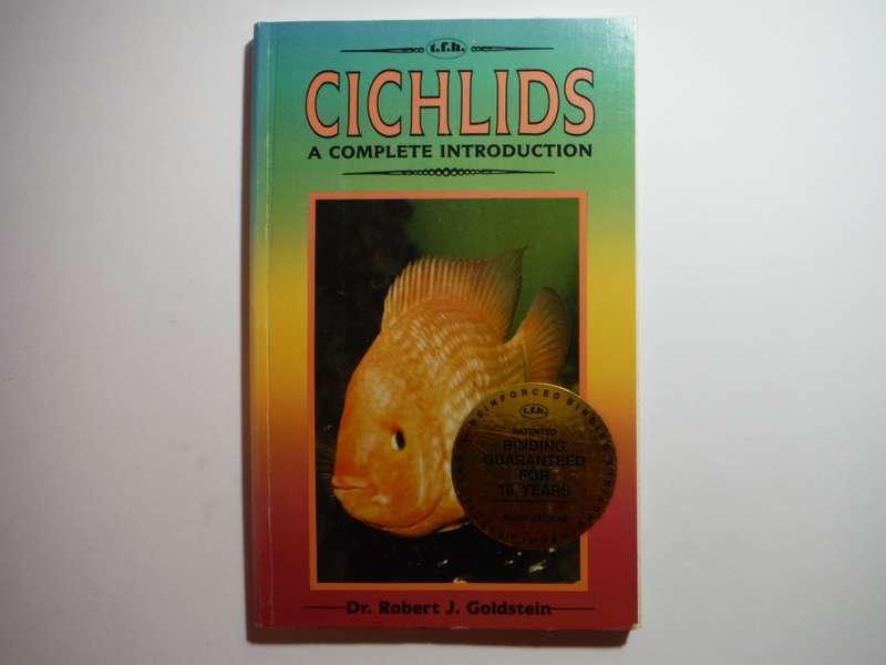 Cichlids : A Complete Introduction - Paperback - Dr. Robert J. Goldstein