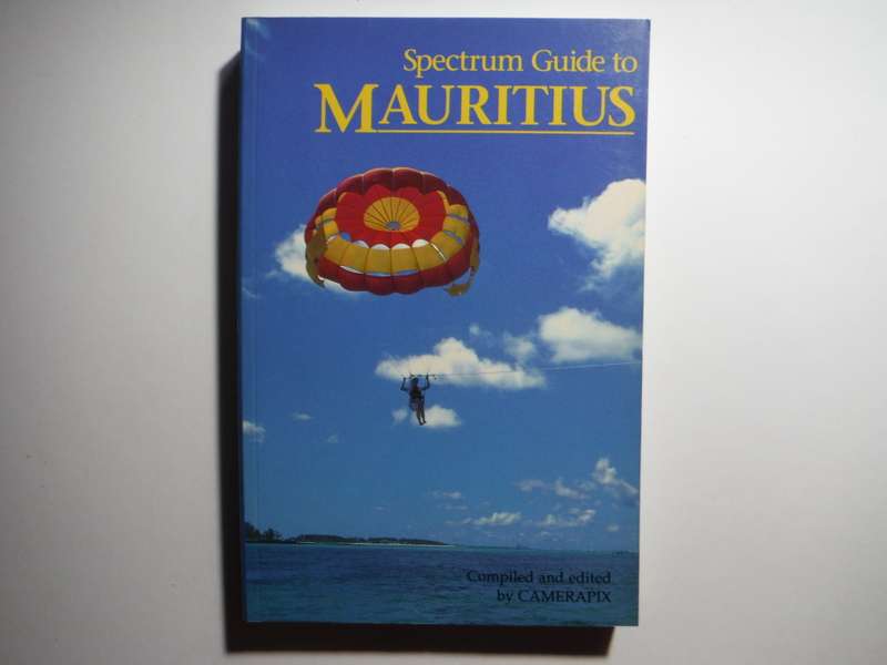 Spectrum Guide to Mauritius - Paperback - 1997