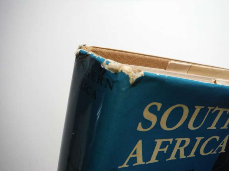 Southern Africa During the Iron Age - Hardcover - Brian Fagan - 1965