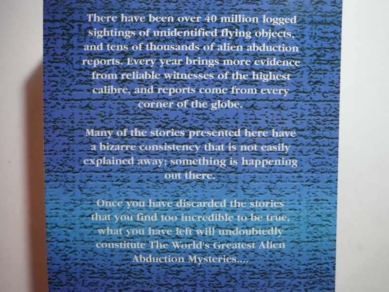 The World's Greatest Alien Abduction Mysteries - Paperback - Chancellor Press